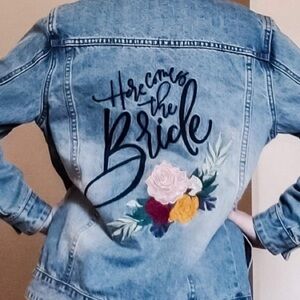 ThreeTwoOne Embroidered Flower Bridal Jean Jacket LIKE NEW - Size Small